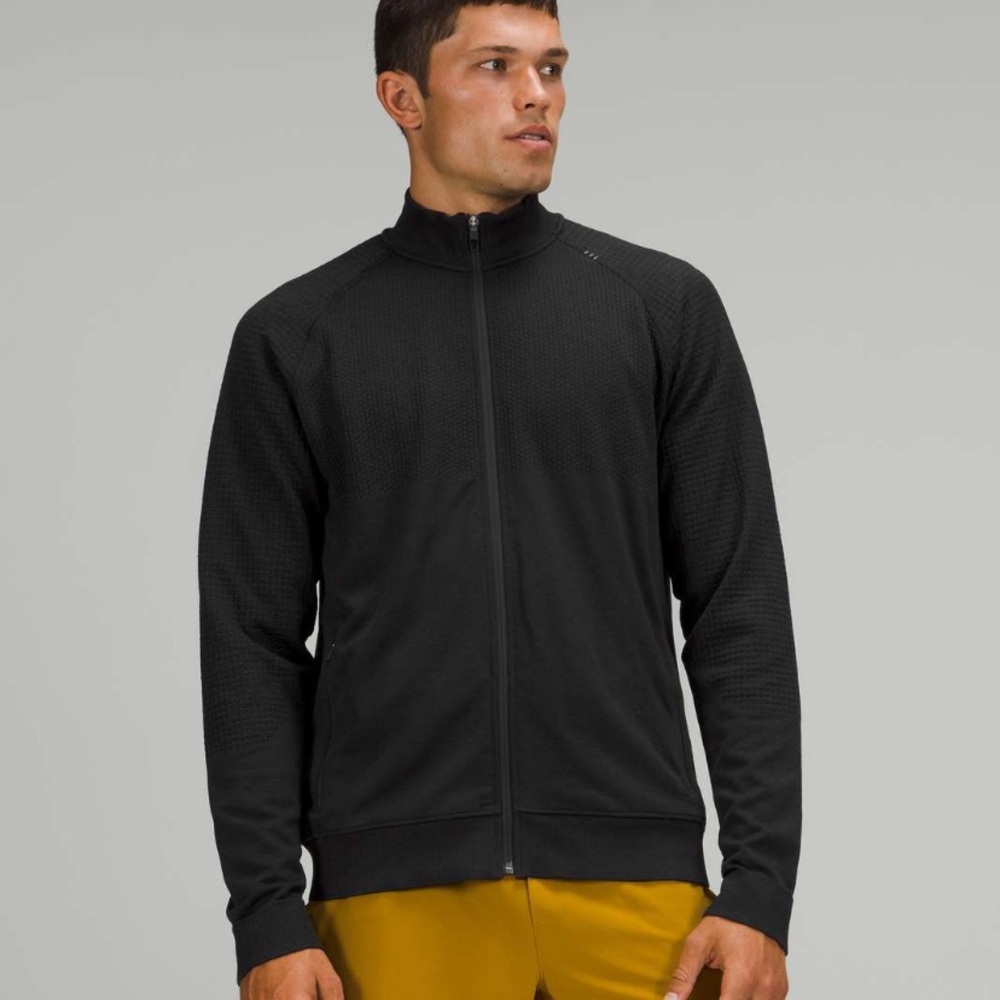 lululemon athletica Engineering Warmth Jacket Size XL